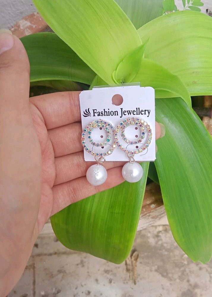 Stone Pearl Earrings