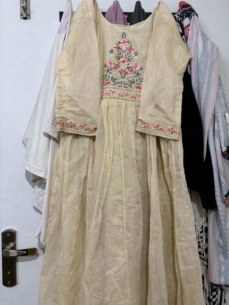 A Line Kurta With Flower