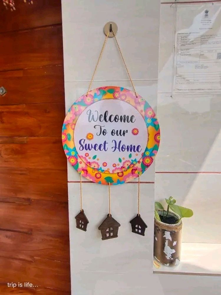 Stylish Welcome To Sweet Home Wall Hanging