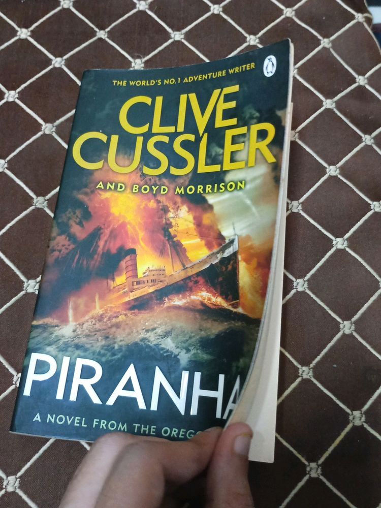 Piranha By Clive Cussler Bk + Audiobook