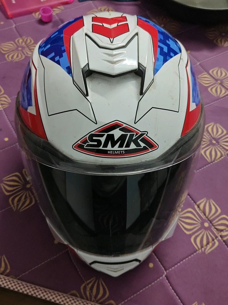 SMK FULLFACE MOTORCYCLE HELMET XL WHITE