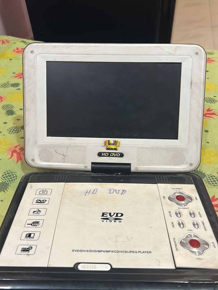 Laptop With DVD Player