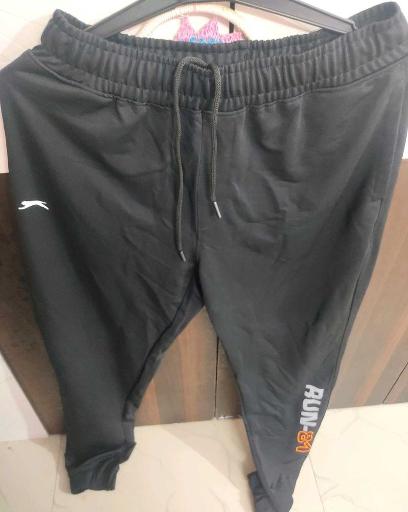 Slazenger Track Pants M Size