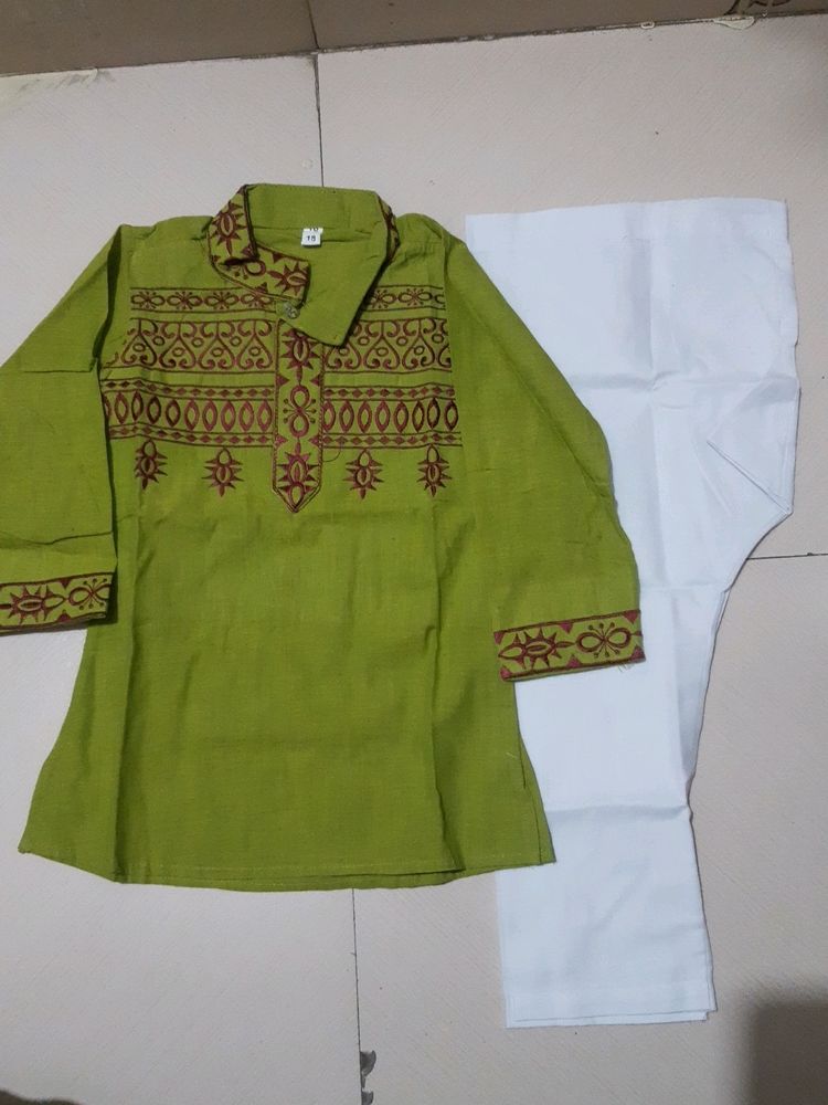 Green Kurta And Pant