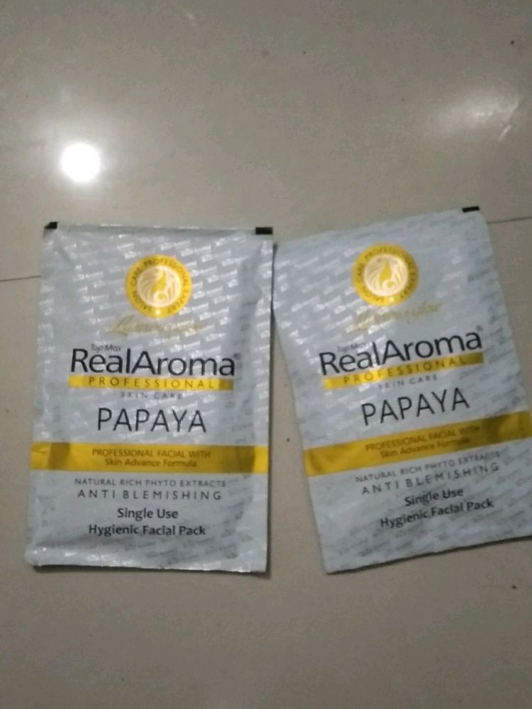 2 Real Aroma Facial Kit Pouches